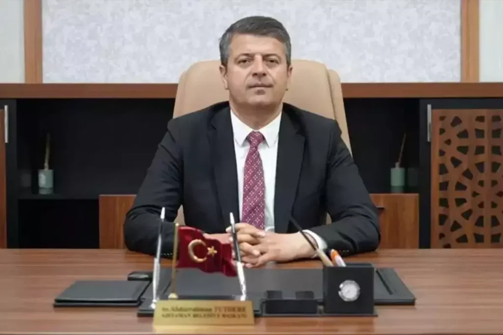 Görevden uzaklaştırılan başkanın ev hapsi kaldırıldı
